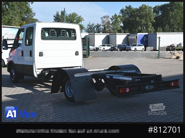 Kiper kombi IVECO Daily 50C18 Doka Fahrgestell, Klima, Nebenantireb, 7-Sitzer