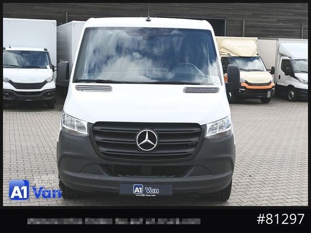 Furgon blaszak MERCEDES-BENZ Sprinter 215 CDI Kasten, Klima, RFK