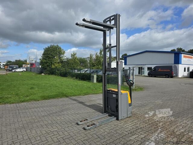 Heftruck Jungheinrich EJC112z