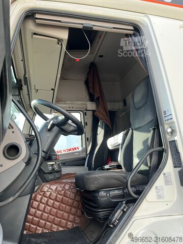 Standardni vlačilec DAF CF 480 FT