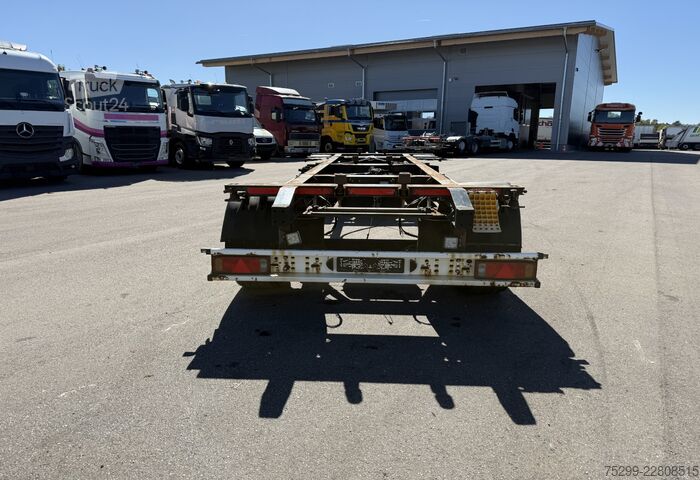 Remolque con chasis intercambiable Schmitz Cargobull AWF 18 BDF /  Swiss-Vehicle