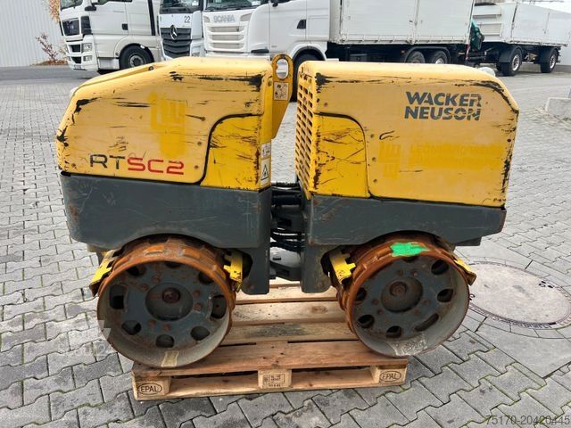 Walzenzug WACKER Wacker Neuson RT 56 SC2 Grabenwalze / Funk /552h