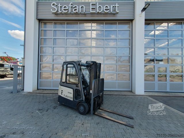 Chariot élévateur frontal CROWN SCT6020-1.3 / Triplex 4,3m / 2.658h / 2020