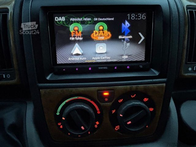 Half-integraal camper CARADO T 337 - Einzelbetten - Garage -