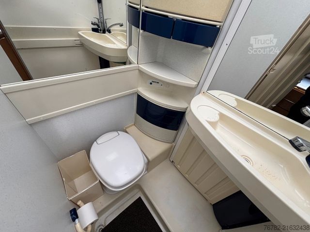 Integrated camper HYMER/ERIBA B524 Solar*Markise*SAT-TV*Fahrradträger*AHK