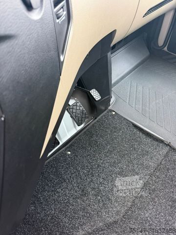 Swap body truck MERCEDES-BENZ 2540 L Actros 6x2 Fahrschule 5-Sitzer Liftachse