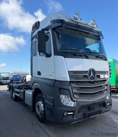 Swap body truck MERCEDES-BENZ 2540 L Actros 6x2 Fahrschule 5-Sitzer Liftachse