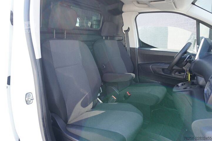 Korkeakattoinen farmari Peugeot Partner 1.5 BlueHDI 130PK Automaat EURO 6 - Air...