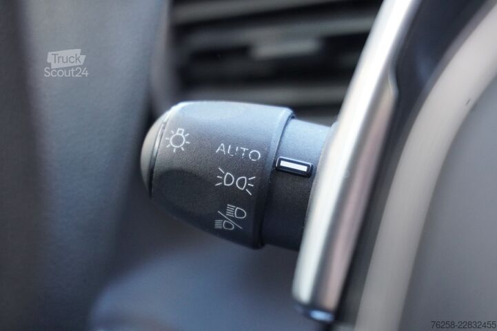 Korkeakattoinen farmari Peugeot Partner 1.5 BlueHDI 130PK Automaat EURO 6 - Air...
