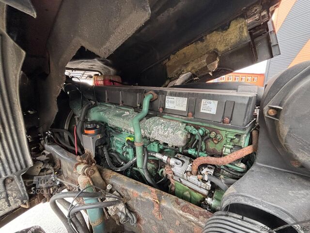 Kabina na šasiji Volvo FH 16 580 6x2 FOR SALE AS CHASSIS / RETARDER / ...
