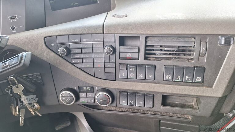 Standard SZM Volvo FH 460 1-Hand