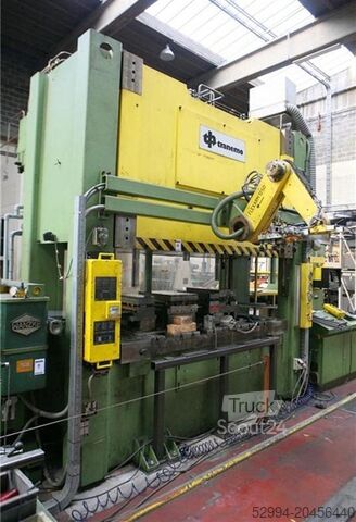 AGRAVIS Technik Heide-Altmark GmbH AGRAVIS Technik Heide-Altmark GmbH AGRAVIS Technik Heide-Altmark GmbH