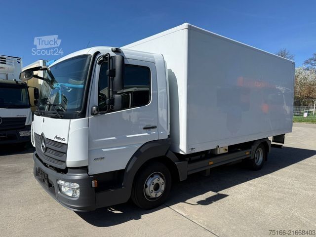 Furgoneta caja MERCEDES-BENZ ATEGO 821 L Koffer 4,9 m LBW 1 to.*Kofferheizung