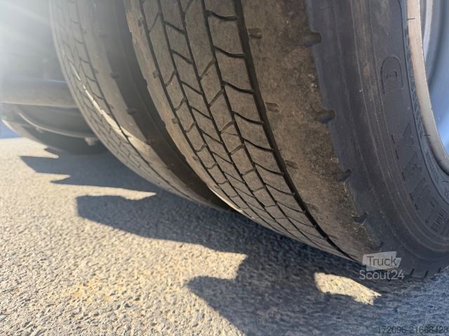 Véhicule tracteur volume MAN TGX 18.480 LL Mega, Lowdeck, Retarder, HubKuppl