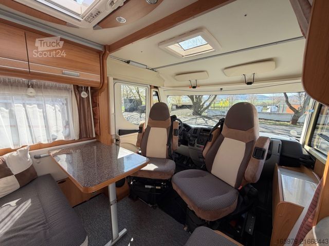 Integrirani avtodom DETHLEFFS Advantage I5701