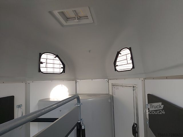 Remorque à chevaux Cheval Liberté Gold First Aluboden Sattelkammer 100kmh verfügbar ab Lager Neuss