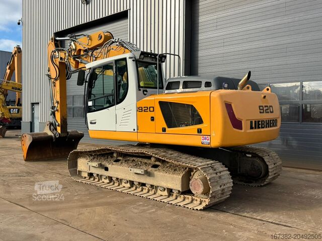 Crawler excavator Liebherr R920LC