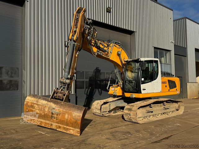 Crawler excavator Liebherr R920LC