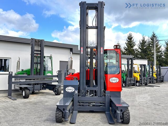 Carrello elevatore a 4 vie Combilift C4000 / GAS / TRIPLEX / 9300MM /LIKE NEW