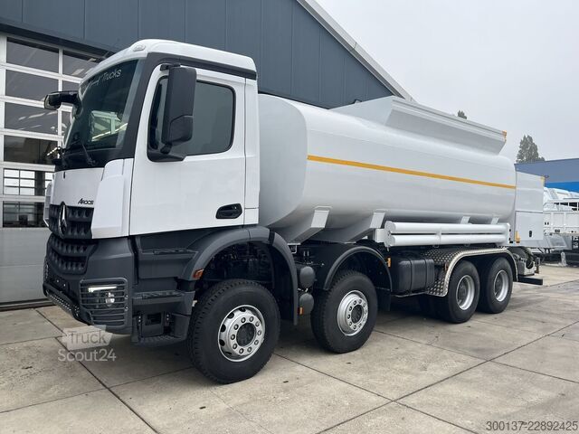 Bränsletankbil Mercedes-Benz Arocs 4140 8x4 | Fuel Tank | Stock