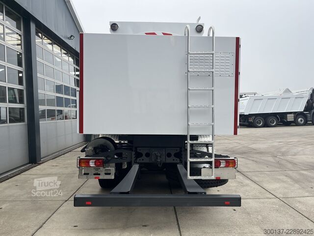 Sunkvežimis cisterna Mercedes-Benz Arocs 4140 8x4 | Fuel Tank | Stock