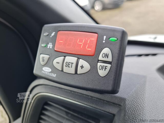 Kühltransporter Renault Master 35 Kühlkasten Carrier Stand + Fahrkühl.