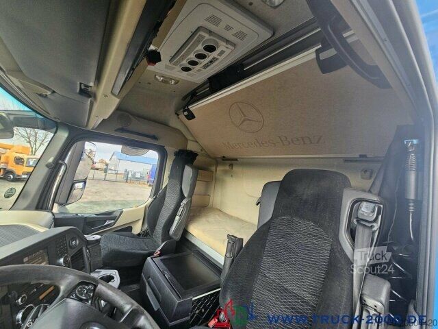 Standard trækkerunit Mercedes-Benz Actros 1842 LS StreamSpace 2 Betten Kühlschrank