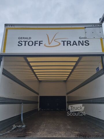 Kutu kamyonu Mercedes-Benz Antos1833