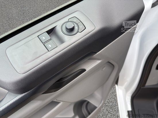 Furgão de painéis FORD TRANSIT CUSTOM 320 L1 TREND FWD PLUG-IN HYBRID