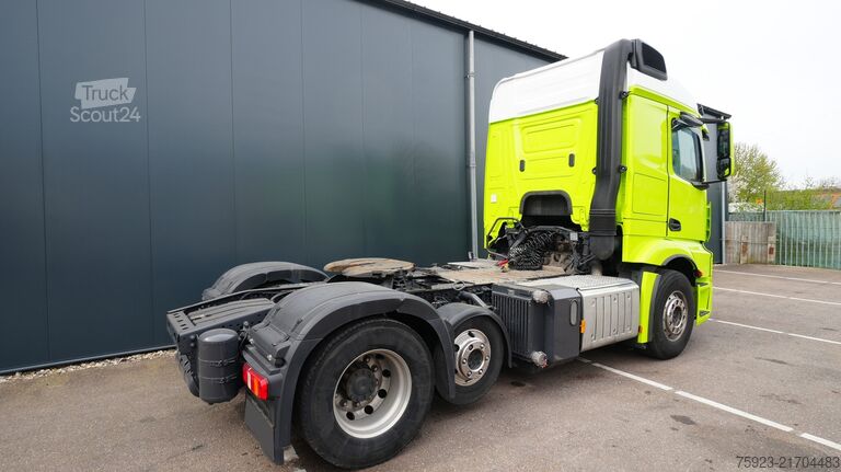 Standard-SZM Mercedes-Benz Actros 2344 6x2 tractor unit with Blower