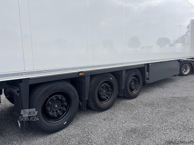 Koeloplegger Schmitz Cargobull SKO 24/L-14.7 FP 45 V7 Pharma Lang LKW Vector HE19