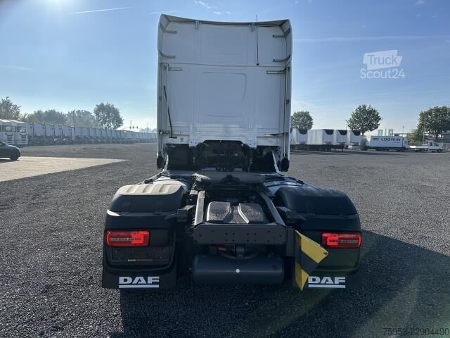 Standaard trekker DAF XG+ 530 Intarder Navigation Standklima