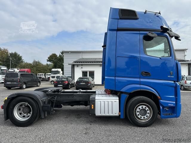 Standaard trekker Mercedes-Benz 1845 LS Gigaspace Retarder 2x PTO
