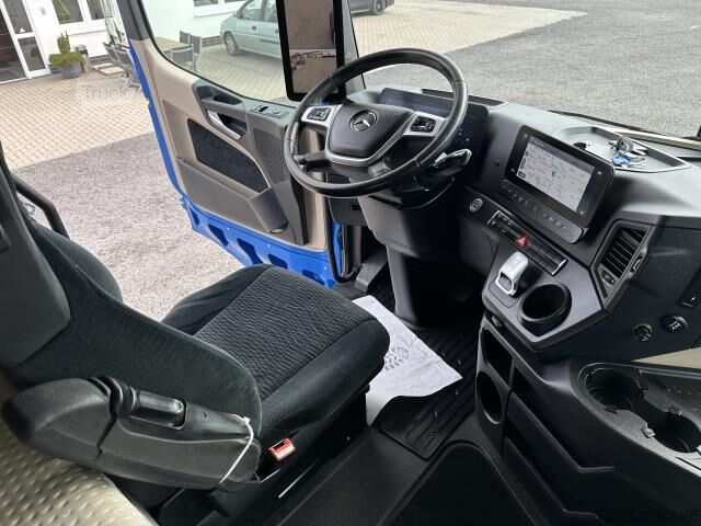 Standaard trekker Mercedes-Benz 1845 LS Gigaspace Retarder 2x PTO