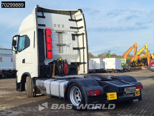 Volume tractor Iveco S-Way 460 4X2 Mega Retarder 2xTanks ACC Euro 6