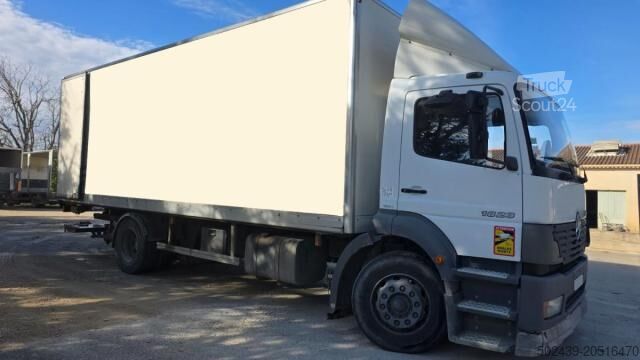 Refrigerated truck Mercedes-Benz Atego 1823