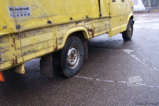 Dodávka s plachtovou bočnicou MERCEDES-BENZ 208DOKA  BREMER**601