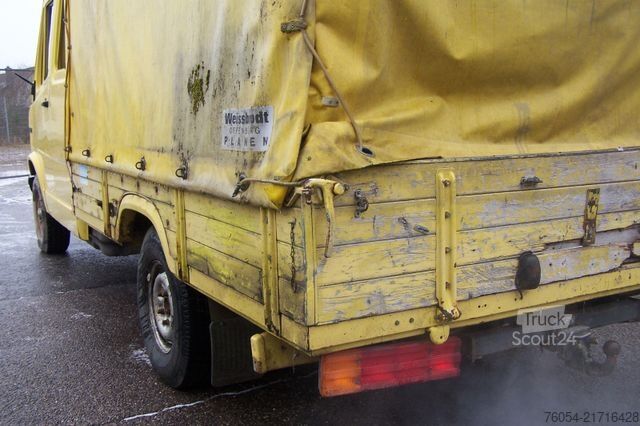 Dodávka s plachtovou bočnicou MERCEDES-BENZ 208DOKA  BREMER**601