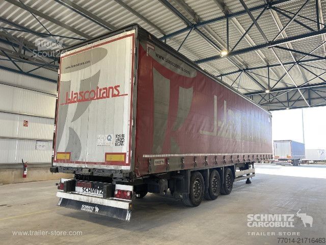 Otvorený náves s plachtou Schmitz Cargobull Curtainsider Standard