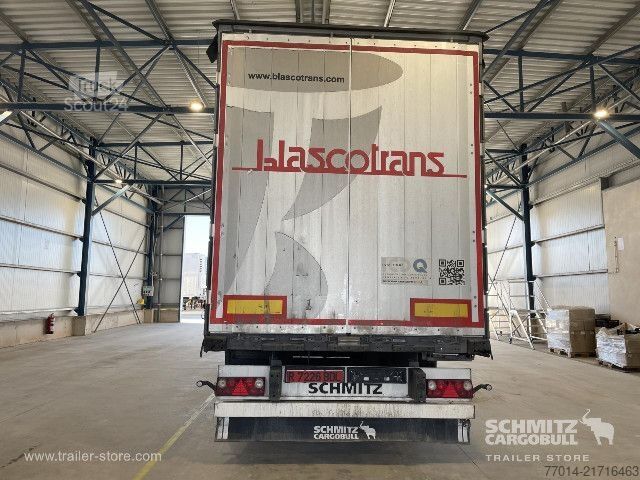 Otvorený náves s plachtou Schmitz Cargobull Curtainsider Standard