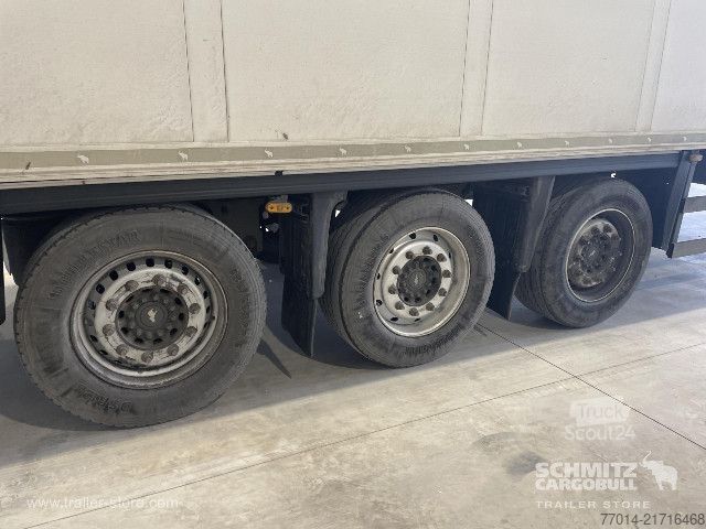 Хладилен полуремарке Schmitz Cargobull Reefer Standard