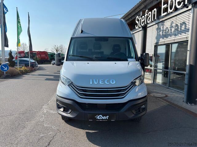 Yüksek tavanlı istasyon vagonu Iveco Daily 50C18 3.0L *L4*H3*Automatik*LED*AHK*