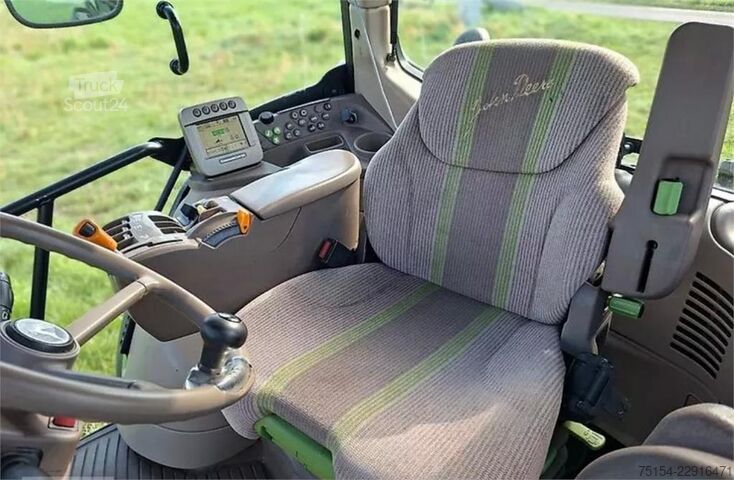 Traktor John Deere 6830 Premium AP