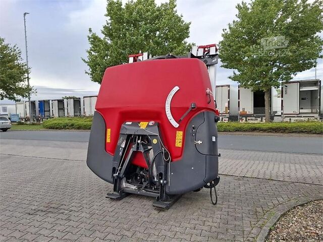 Pulverizador agrícola Kverneland iXter B18