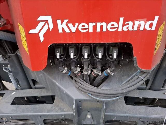 Pulverizador agrícola Kverneland iXter B18