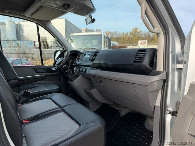 Pritschenwagen VOLKSWAGEN Crafter Pritsche Pritsche 35 DOKA mittellang RWD