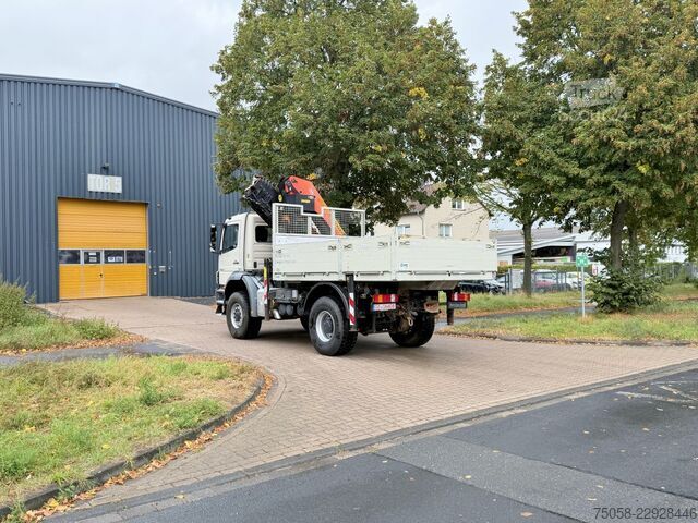 Grue montée sur camion Mercedes-Benz AXOR 1833 - 4x4 - Pritche - Kran - 1. Hd