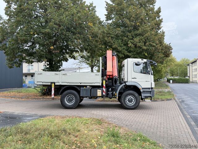 Grue montée sur camion Mercedes-Benz AXOR 1833 - 4x4 - Pritche - Kran - 1. Hd