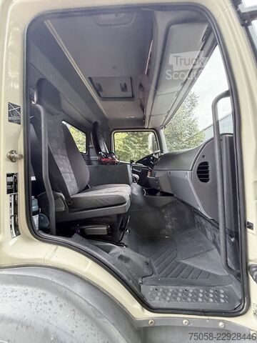 Grue montée sur camion Mercedes-Benz AXOR 1833 - 4x4 - Pritche - Kran - 1. Hd