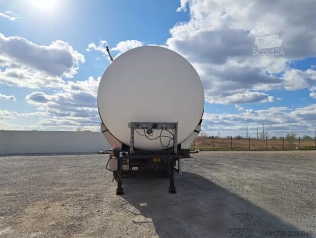 Food tank semitrailer Bodex KIS 35.5T food tank semi-trailer